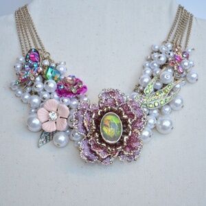 Betsey Johnson Blooming Pearls Butterfly Necklace